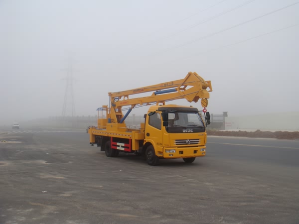 多封多利卡單排18米高空作業(yè)車