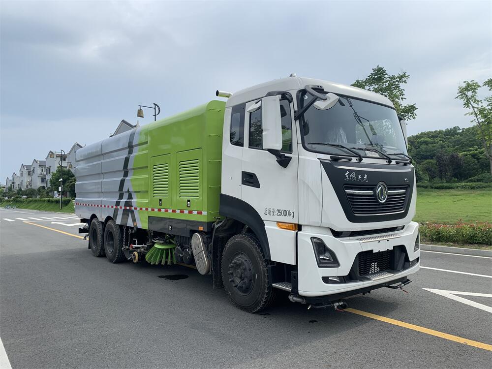 22方洗掃車-程力東風(fēng)天龍高端大型22方洗掃車廠家價(jià)格