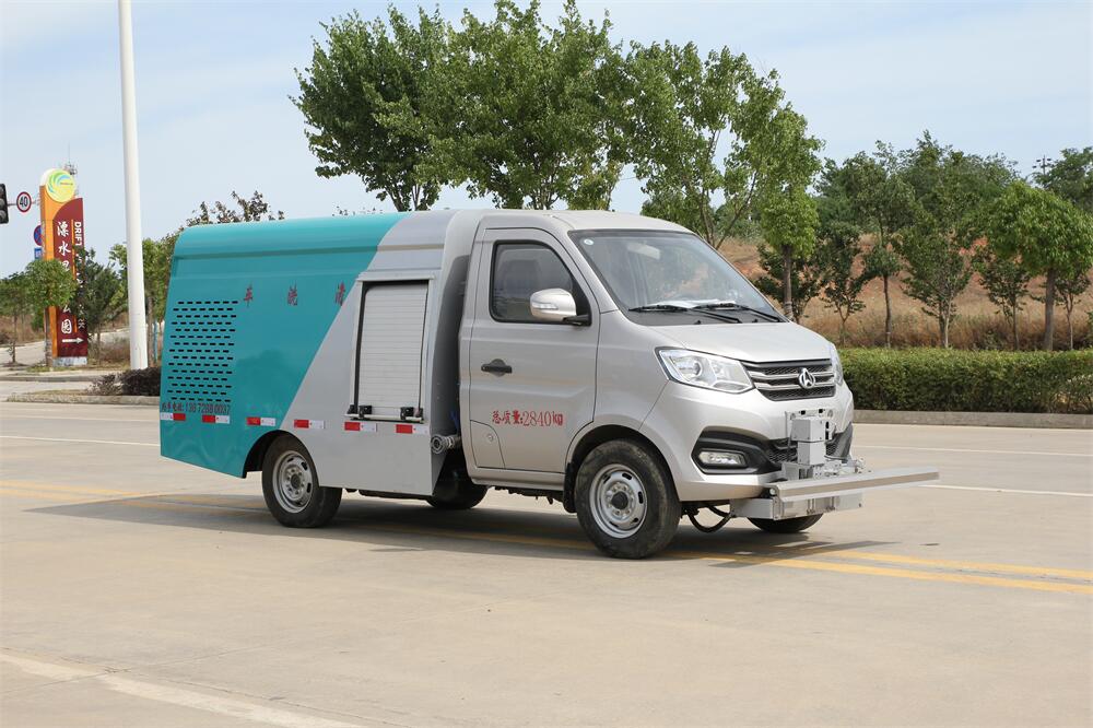  路面清洗車(chē)-國(guó)六1.5立方藍(lán)牌長(zhǎng)安路面清洗車(chē)廠(chǎng)家價(jià)格