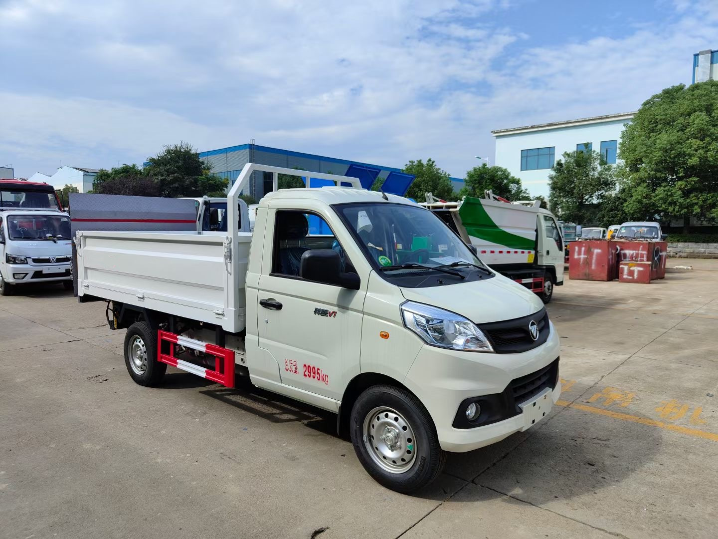 福田桶裝運(yùn)輸車-福田桶裝垃圾運(yùn)輸車裝藍(lán)牌桶裝車價(jià)格